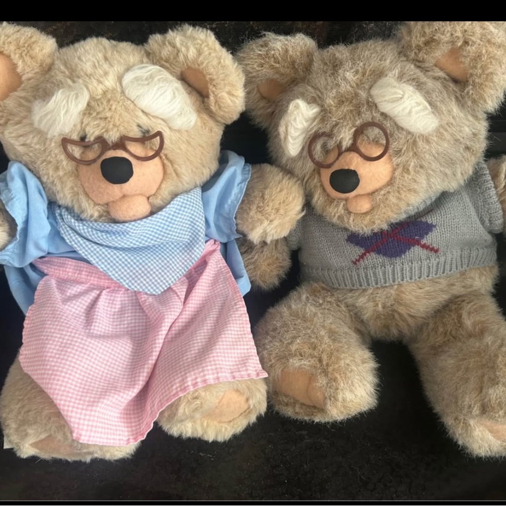 Heartline company, vintage teddy bears